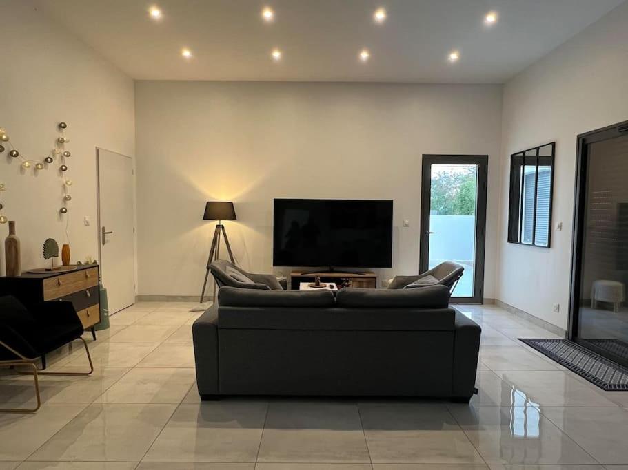 Maison Neuve De Standing 150 M2 Croix-Chapeau Екстер'єр фото